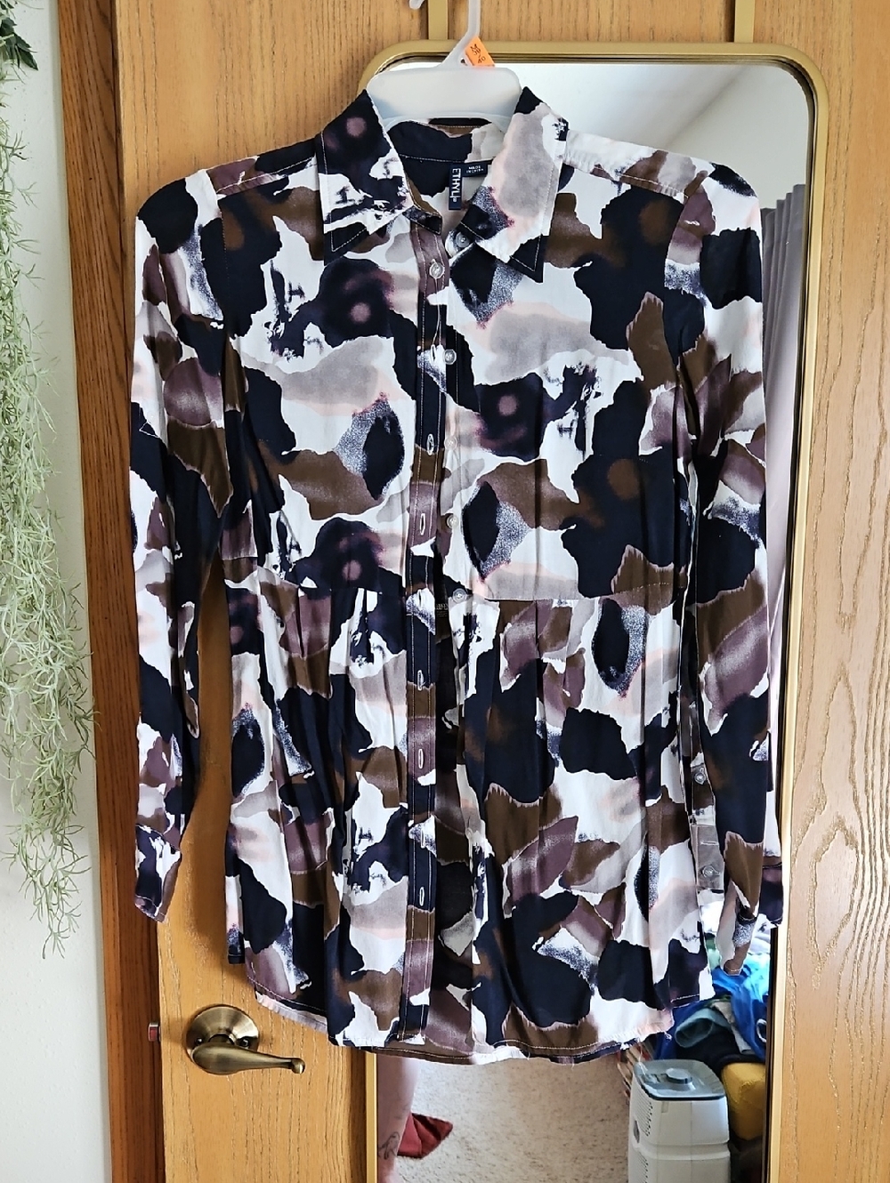 Abstract Print Button-Front Blouse in Black, Brown & Cream Super Soft And Comfy